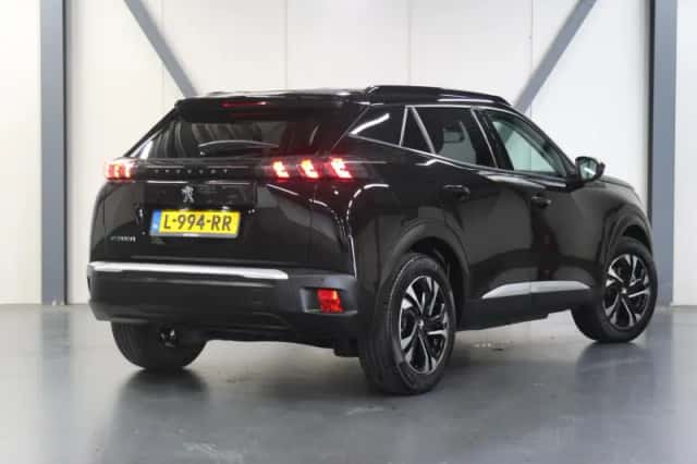 Peugeot e-2008 (2021) thumbnail 3