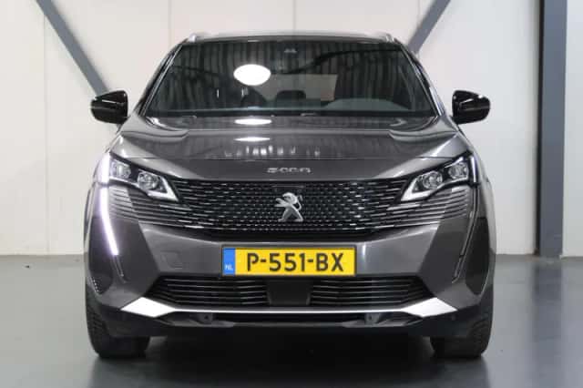 Peugeot 5008 (2022) thumbnail 5