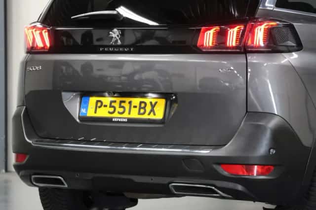 Peugeot 5008 (2022) thumbnail 6
