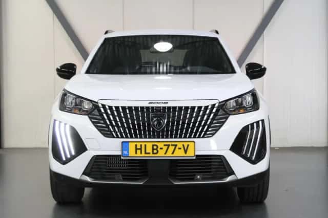 Peugeot 2008 (2025) thumbnail 5