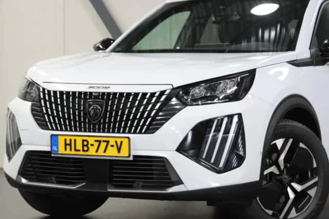 Peugeot 2008 (2025) thumbnail 6