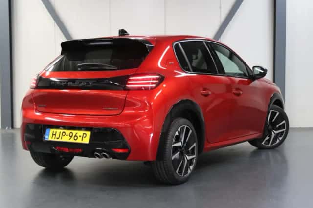 Peugeot 208 (2025) thumbnail 3
