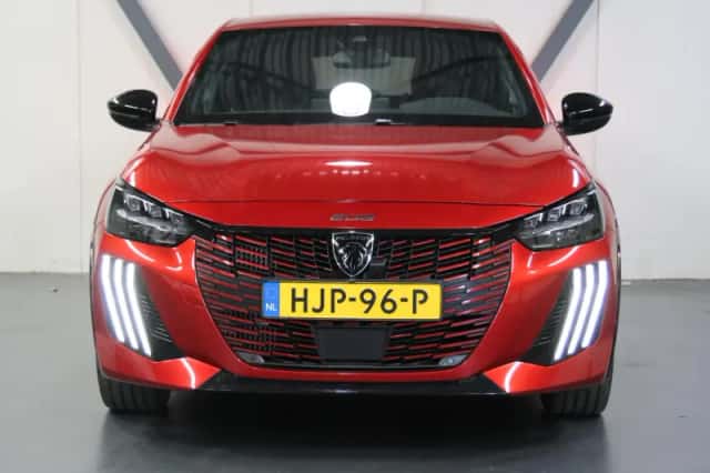 Peugeot 208 (2025) thumbnail 5
