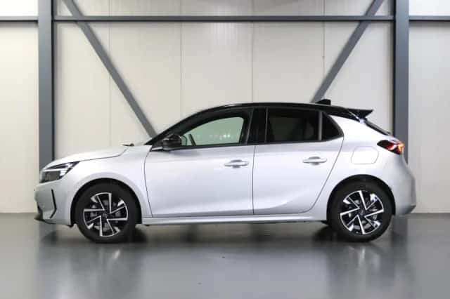 Opel Corsa (2025) thumbnail 2