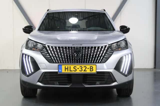 Peugeot e-2008 (2025) thumbnail 5
