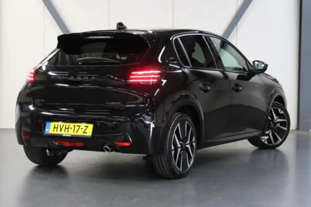 Peugeot 208 (2025) thumbnail 3