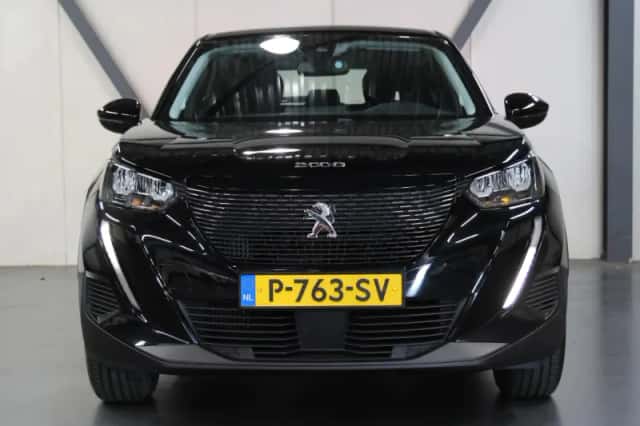 Peugeot 2008 (2022) thumbnail 5