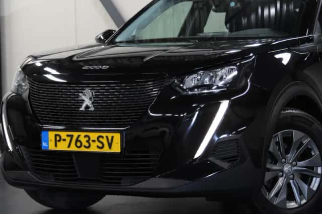 Peugeot 2008 (2022) thumbnail 6
