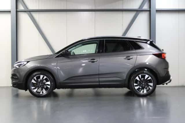Opel Grandland X (2020) thumbnail 2