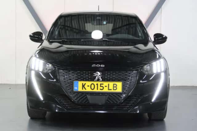 Peugeot 208 (2021) thumbnail 5