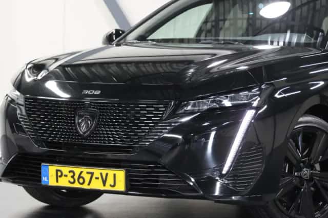 Peugeot 308 (2022) thumbnail 6