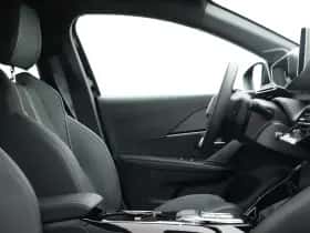 Peugeot e-208 (2023) thumbnail 23