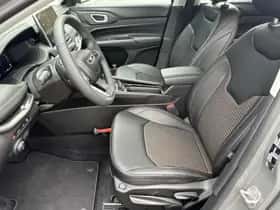 Jeep Compass (2024) thumbnail 12
