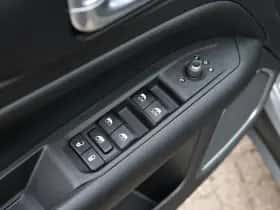 Jeep Compass (2024) thumbnail 15
