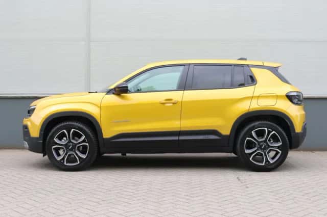 Jeep Avenger (2025) thumbnail 2