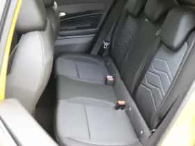 Jeep Avenger (2025) thumbnail 16