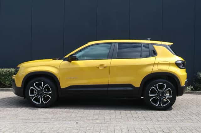 Jeep Avenger (2025) thumbnail 3