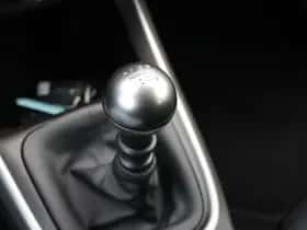 Jeep Avenger (2025) thumbnail 38