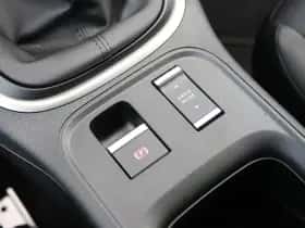 Jeep Avenger (2025) thumbnail 39