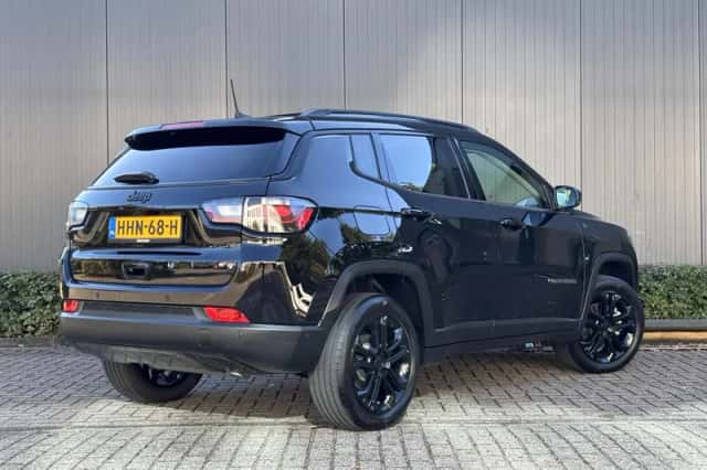 Jeep Compass (2025) thumbnail 3