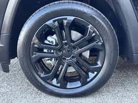 Jeep Compass (2025) thumbnail 6