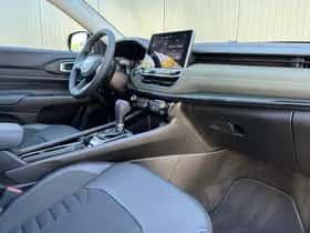 Jeep Compass (2025) thumbnail 7
