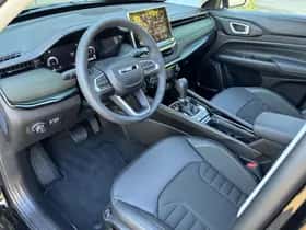 Jeep Compass (2025) thumbnail 10