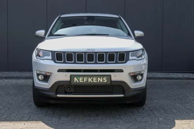 Jeep Compass (2021) thumbnail 2