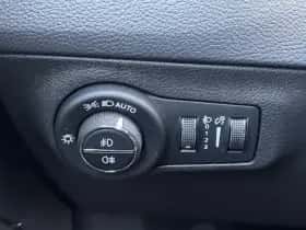 Jeep Compass (2021) thumbnail 15