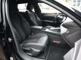 Peugeot 308 (2024) thumbnail 11