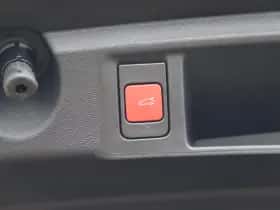Peugeot 308 (2024) thumbnail 20