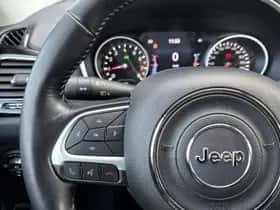Jeep Compass (2021) thumbnail 14