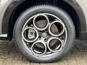 Alfa Romeo Tonale (2023) thumbnail 7