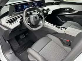 Peugeot 3008 (2025) thumbnail 9