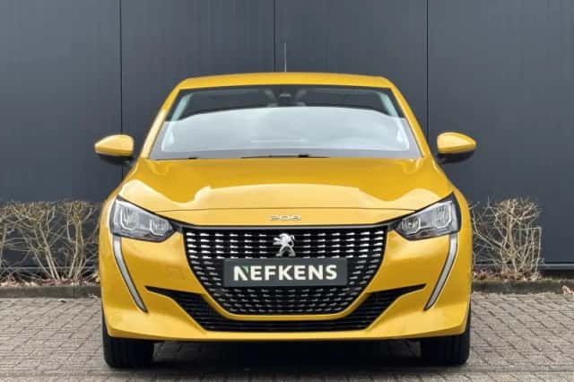 Peugeot 208 (2021) thumbnail 2