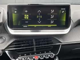 Peugeot 208 (2021) thumbnail 15