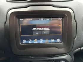 Jeep Renegade (2021) thumbnail 19