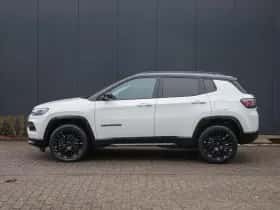 Jeep Compass (2023) thumbnail 3