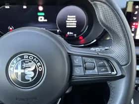 Alfa Romeo Tonale (2023) thumbnail 20