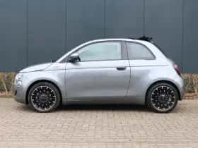 Fiat 500C (2020) thumbnail 3