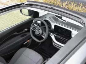 Fiat 500C (2020) thumbnail 10