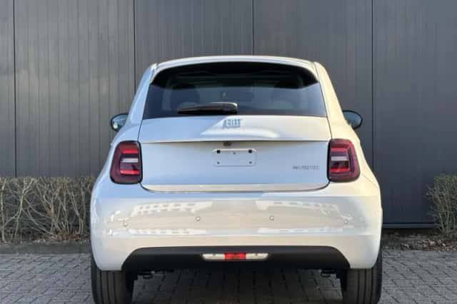 Fiat 500 (2026) thumbnail 4