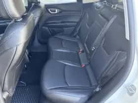 Jeep Compass (2023) thumbnail 15