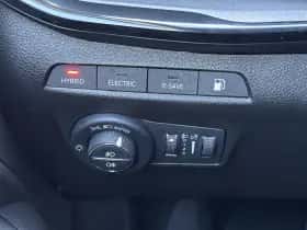 Jeep Compass (2023) thumbnail 17