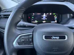 Jeep Compass (2023) thumbnail 18