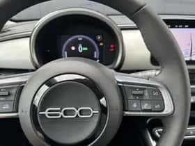 Fiat 600e (2025) thumbnail 18
