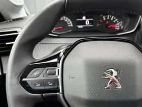Peugeot 208 (2023) thumbnail 14