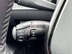 Peugeot 208 (2023) thumbnail 15