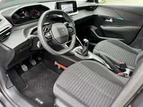 Peugeot 208 (2023) thumbnail 18