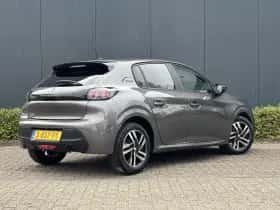 Peugeot 208 (2023) thumbnail 3